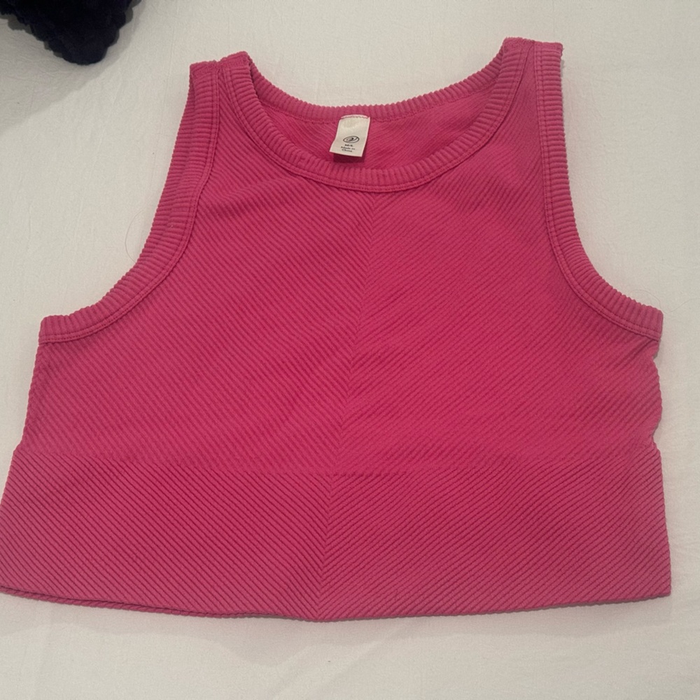 Versona, never been worn ribbed hot pink tank top, M/L
